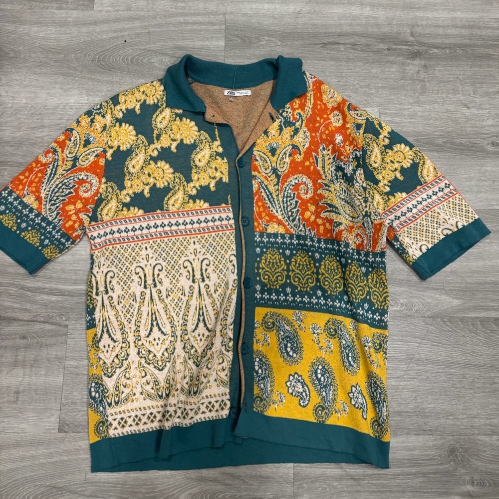 ☘️Zara Turquoise and Mustard Floral Cardigan Size Medium